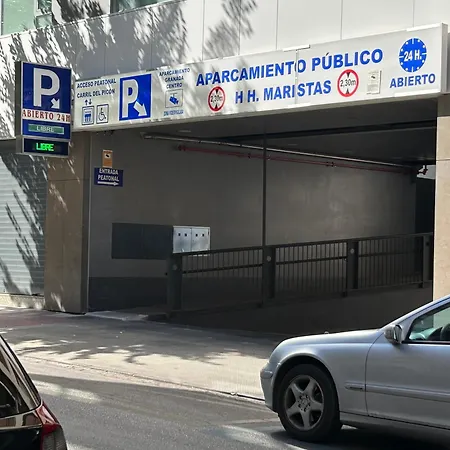 Haza Royal Apartment Granada Exterior photo